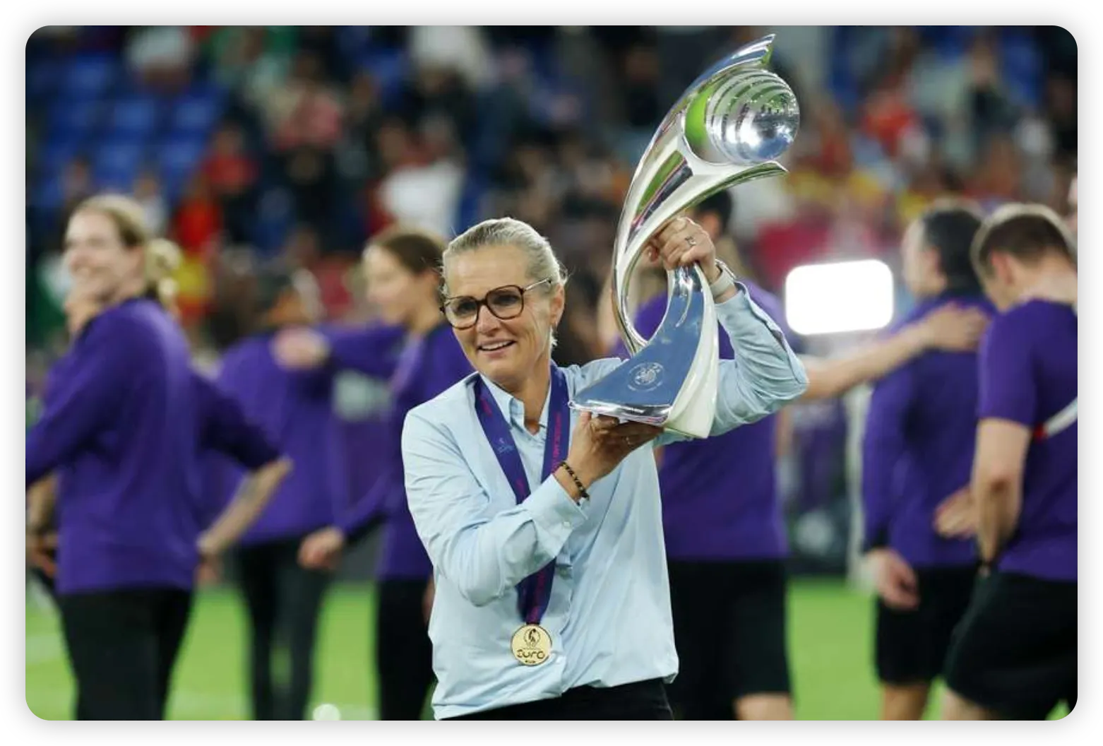 Breaking Gender Barriers in Football Management